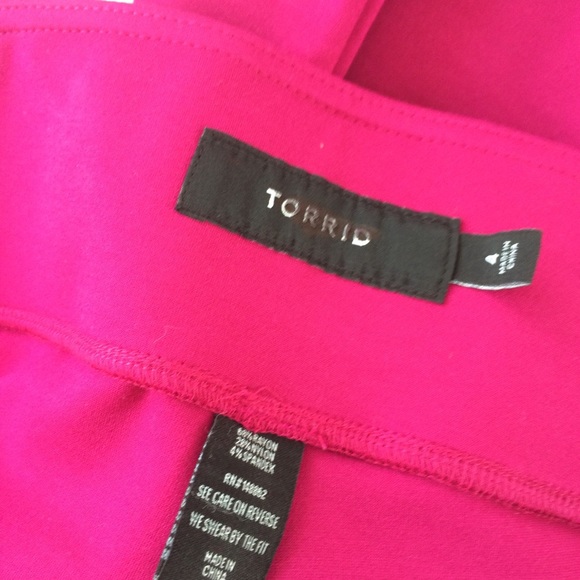 2X/3X/4X Torrid Ponte Leggings NWOT - Picture 5 of 6